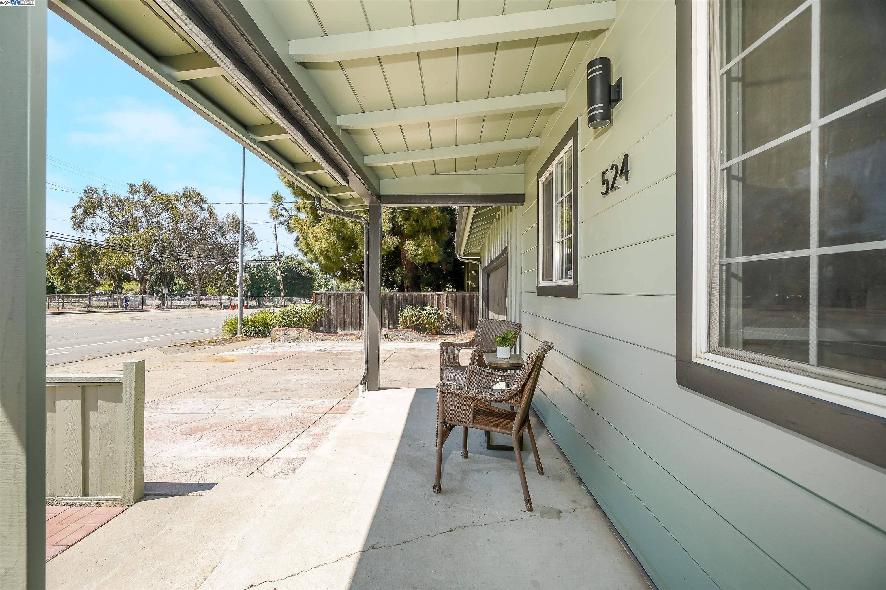 Fremont, CA 94539,524 E Warren Ave