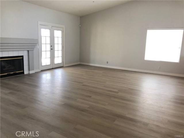 Fontana, CA 92336,15974 Sunburst DR