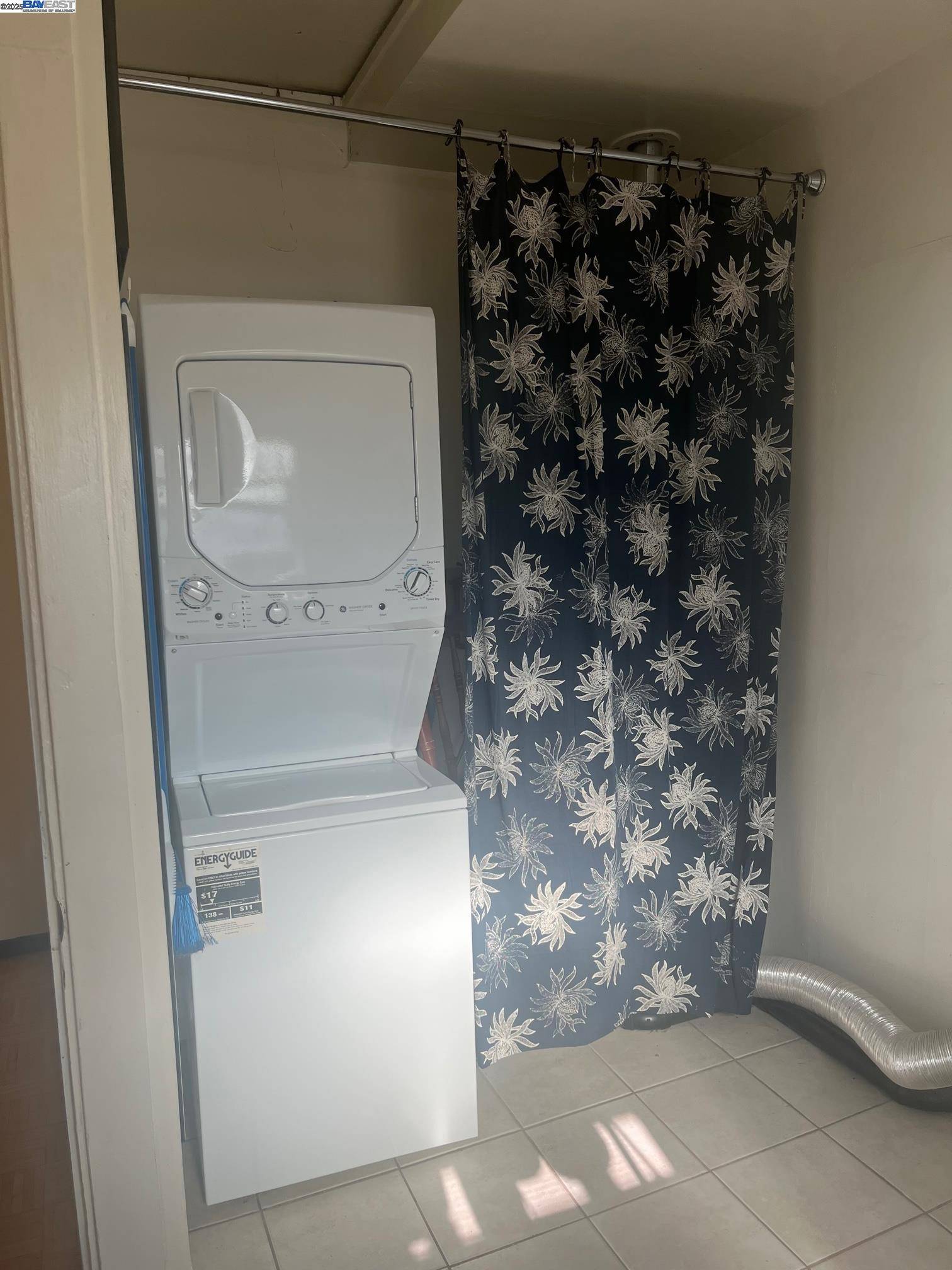 Berkeley, CA 94703,Russell St Upper