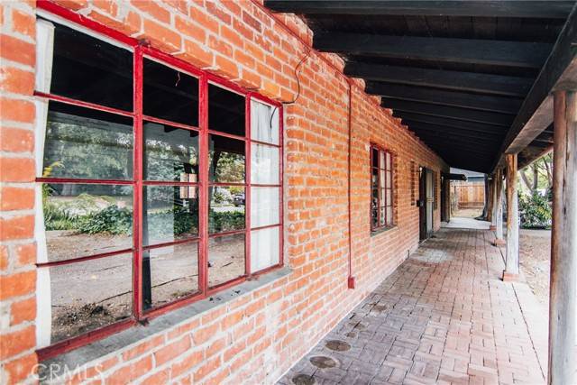 Valley Village, CA 91607,4405 Carpenter AVE