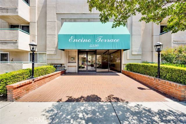 Encino, CA 91316,5320 Zelzah AVE 106