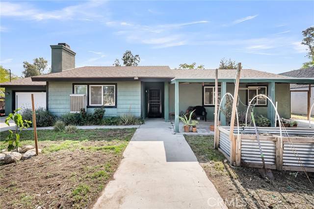 Perris, CA 92570,21863 Palm LN