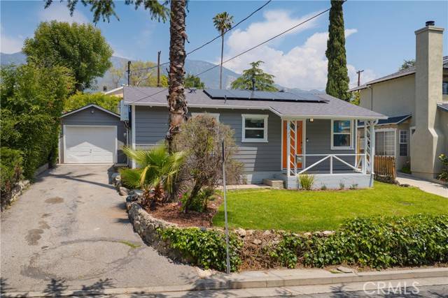 La Crescenta, CA 91214,3727 3rd AVE