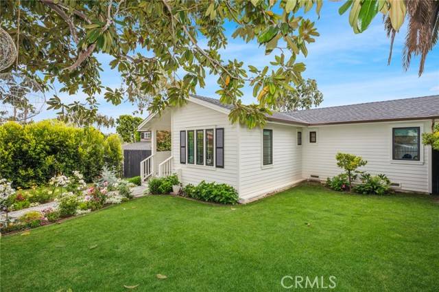 Laguna Beach, CA 92651,323 Magnolia DR