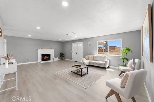 Hesperia, CA 92345,11343 1st AVE