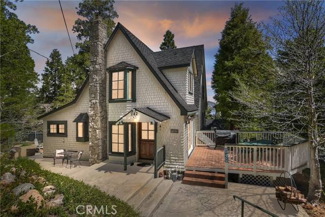 Lake Arrowhead, CA 92352,242 Holiday DR