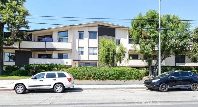 Valley Village, CA 91607,5805 Whitsett AVE 102