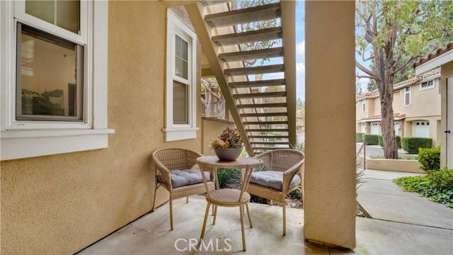 Tustin, CA 92782,189 Gallery WAY