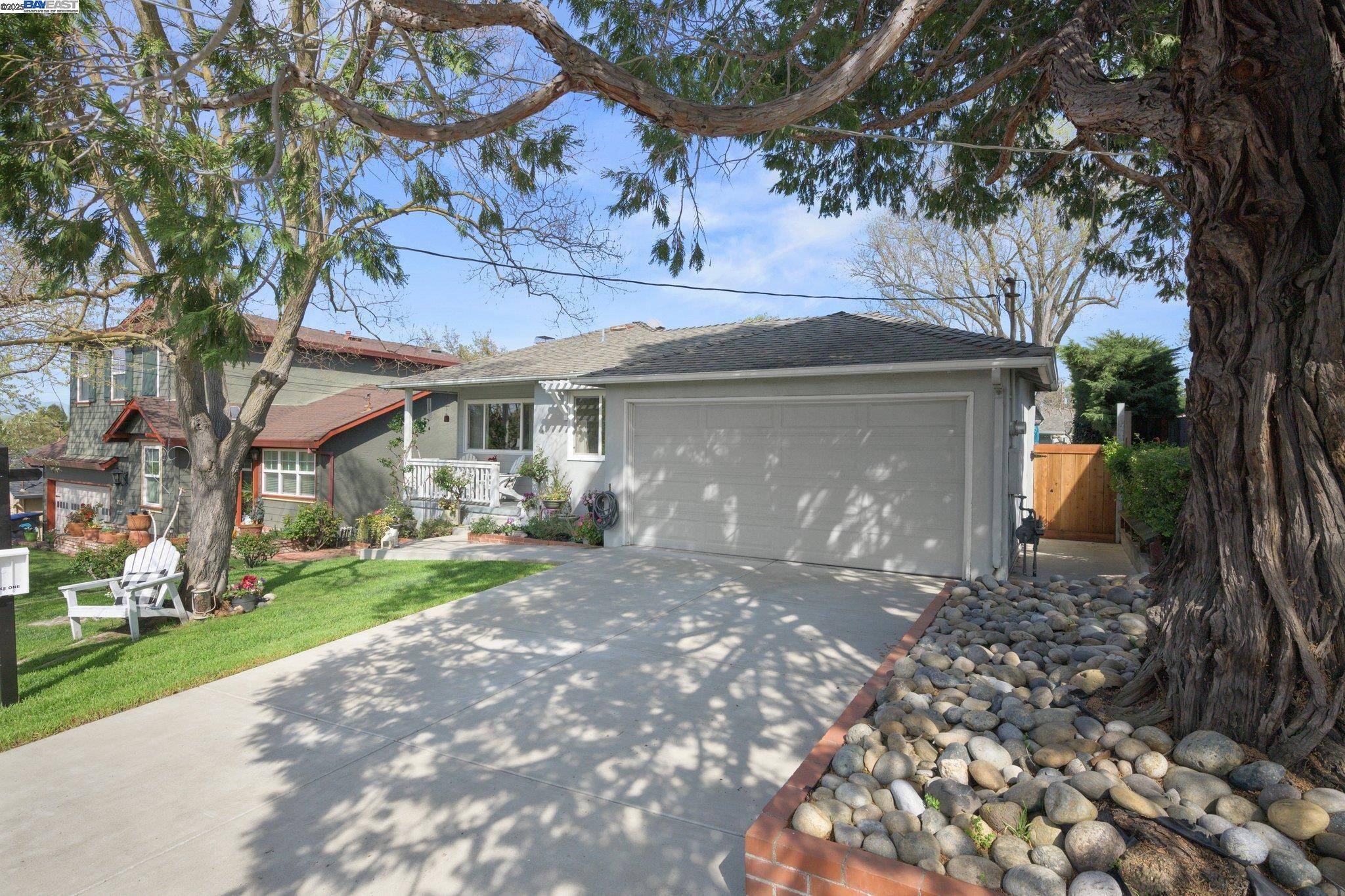 Pleasanton, CA 94566,330 Amador Ct