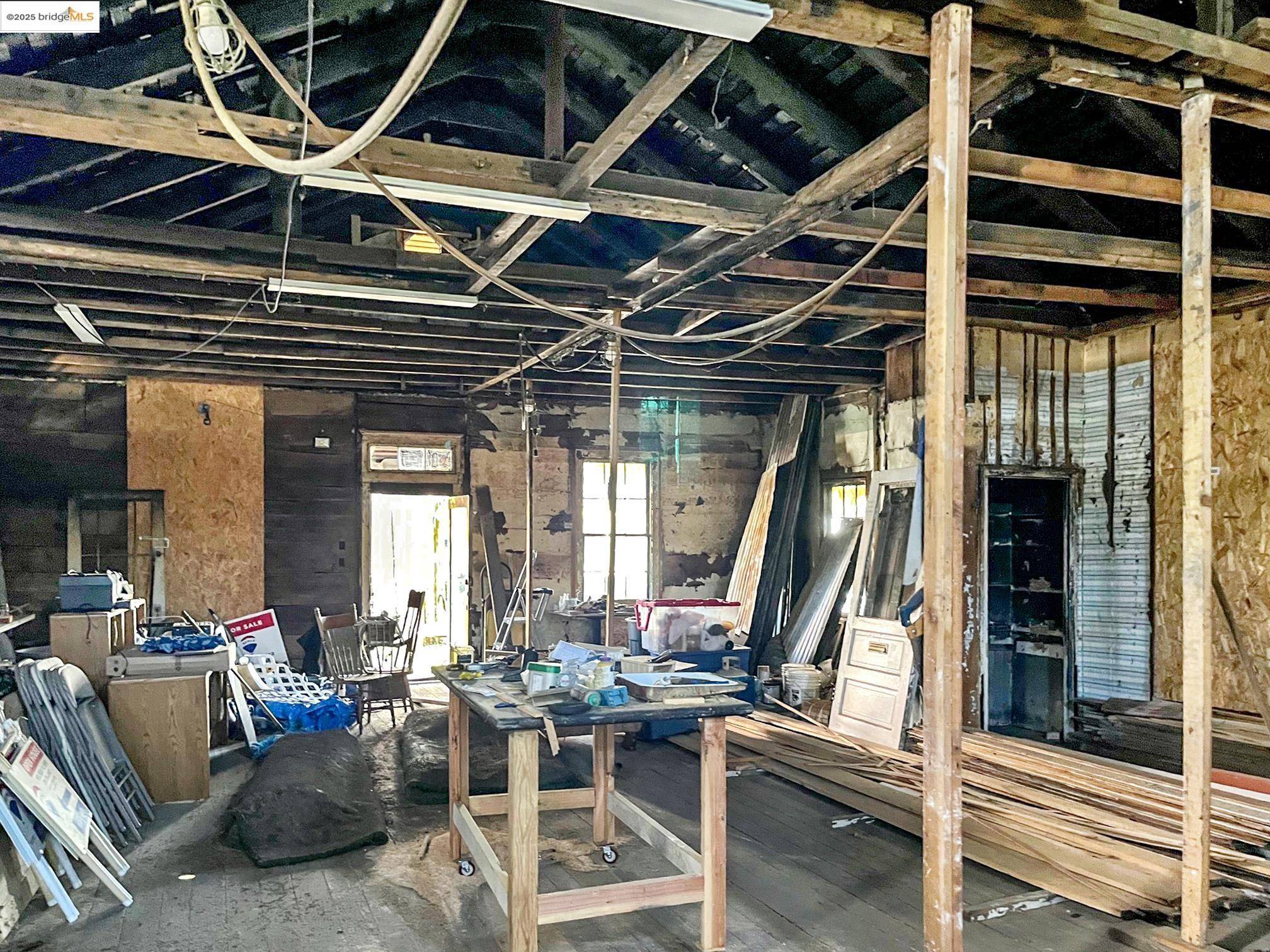 Jamestown, CA 95327