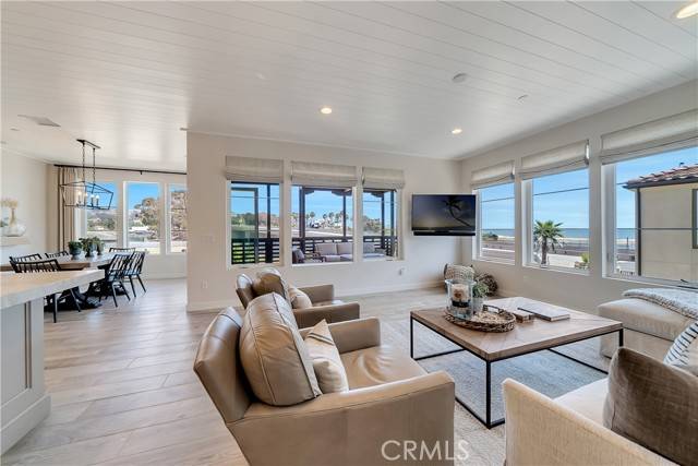 Dana Point, CA 92629,1417 Doheny WAY