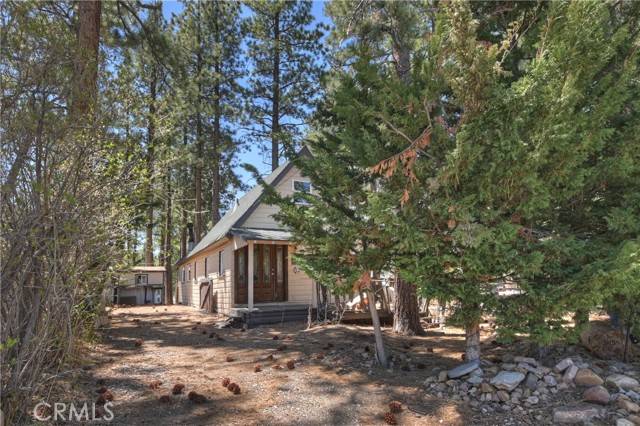 Big Bear Lake, CA 92315,166 Lagunita LN