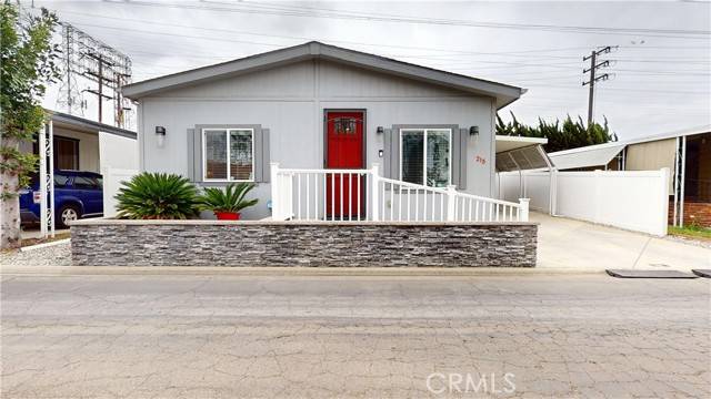 Long Beach, CA 90810,3595 Santa Fe AVE 215