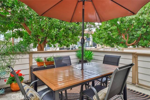 Chatsworth, CA 91311,21025 Lemarsh ST G39