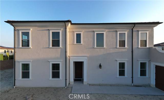 Irvine, CA 92618,138 Oakstone