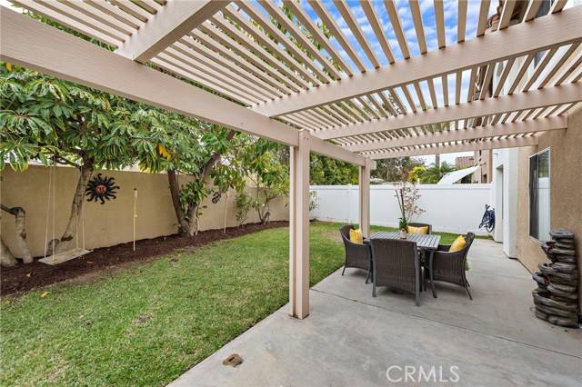 Rancho Santa Margarita, CA 92688,30 Calle Estero