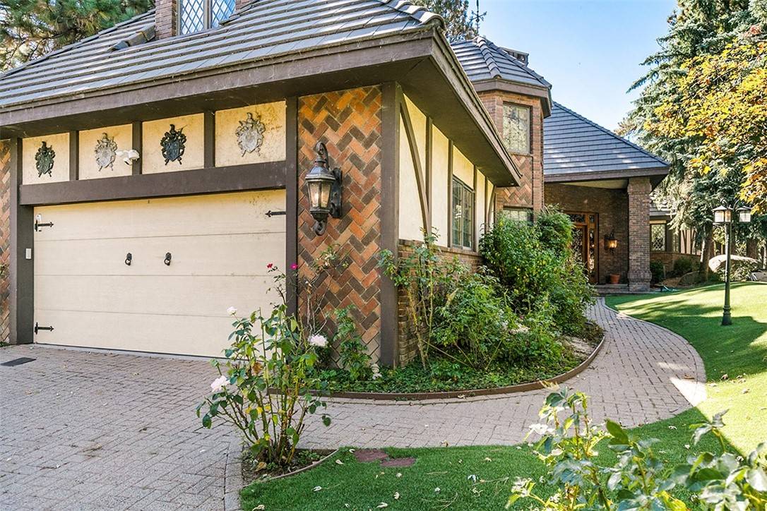Lake Arrowhead, CA 92352,303 Lake Knoll DR