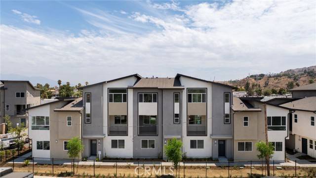 Colton, CA 92324,1114 Santo Antonio DR