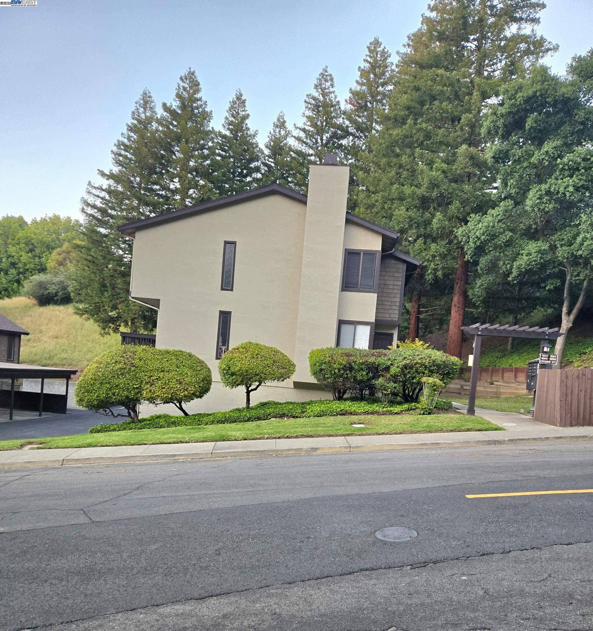 Crockett, CA 94525,1069 Cedar Ct
