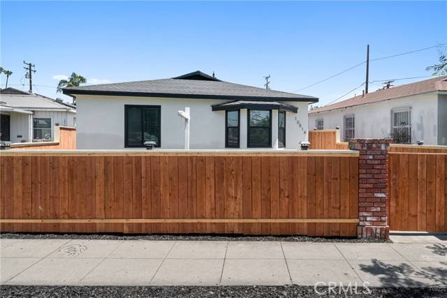 South Gate, CA 90280,10814 Saint James
