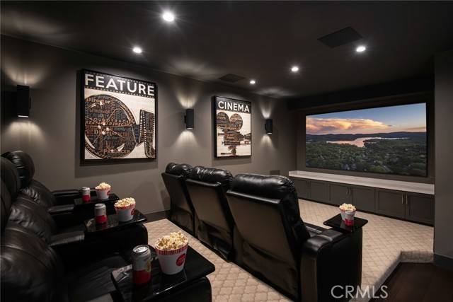 Lake Arrowhead, CA 92352,27417 Matterhorn DR