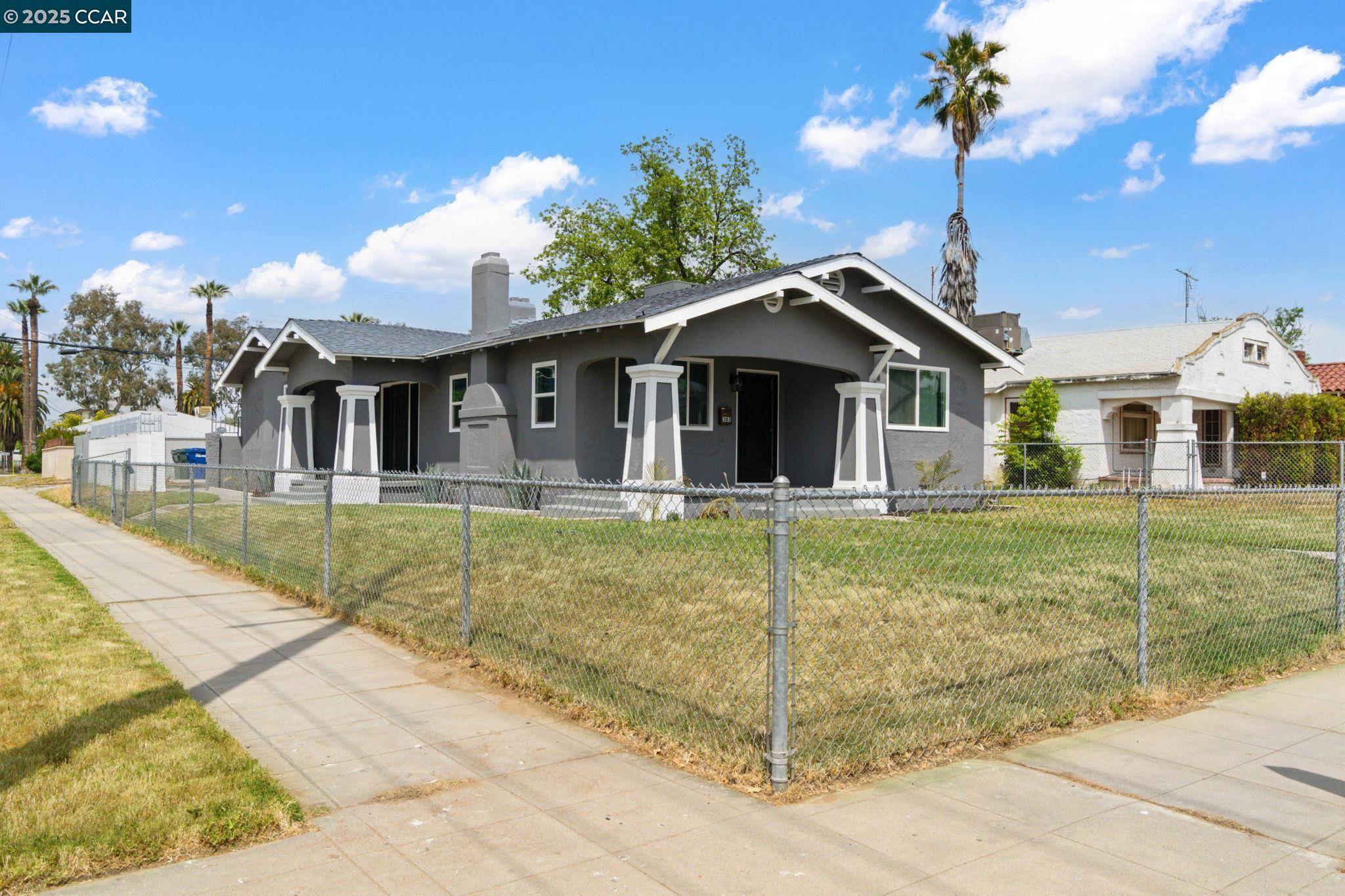 Fresno, CA 93706,303 E Hawes