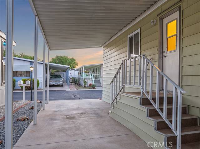 Victorville, CA 92395,13393 Mariposa RD 112