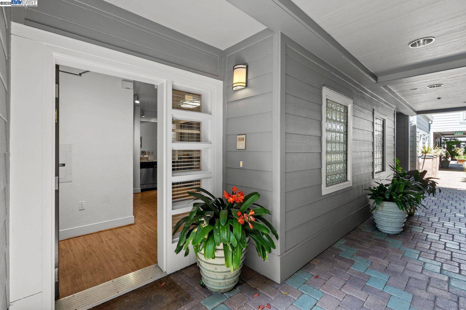 Emeryville, CA 94608,1508 Brunswig LN