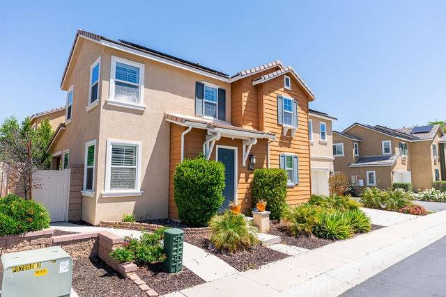 Lake Elsinore, CA 92532,24189 Darmera DR