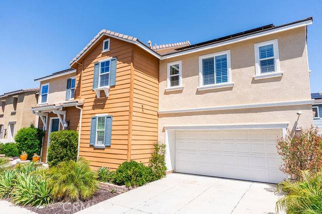 Lake Elsinore, CA 92532,24189 Darmera DR