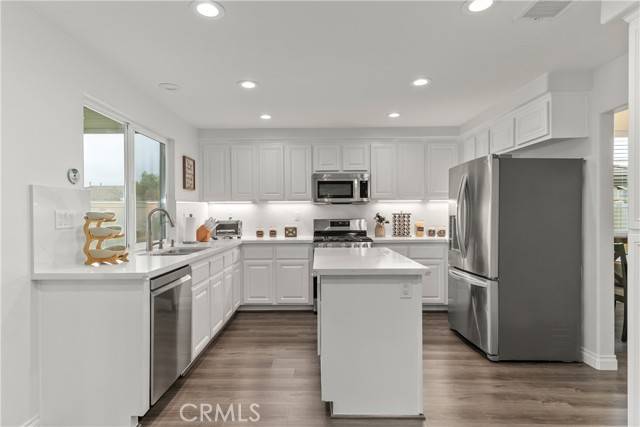 Murrieta, CA 92563,28823 Tonya ST