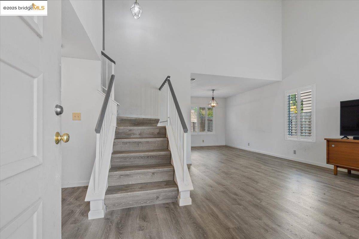 Vallejo, CA 94589,238 Genoa CT
