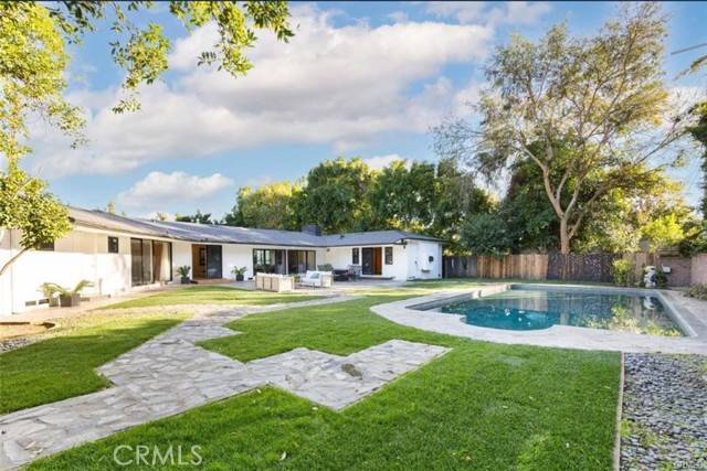 Toluca Lake, CA 91602,4639 Forman AVE