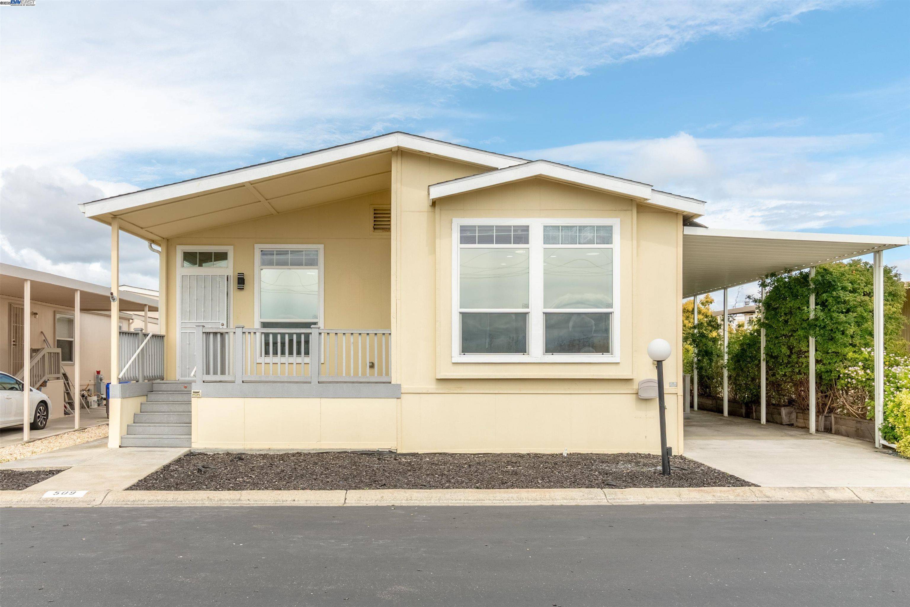 San Leandro, CA 94579,509 Santa Ynez