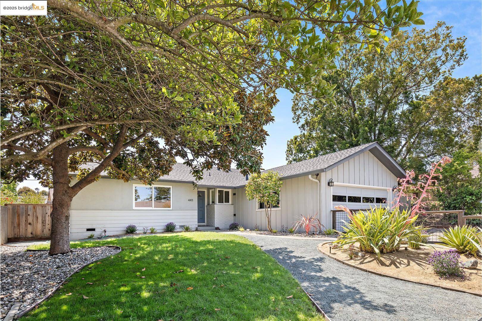 Richmond, CA 94803,4411 Meadowbrook Dr