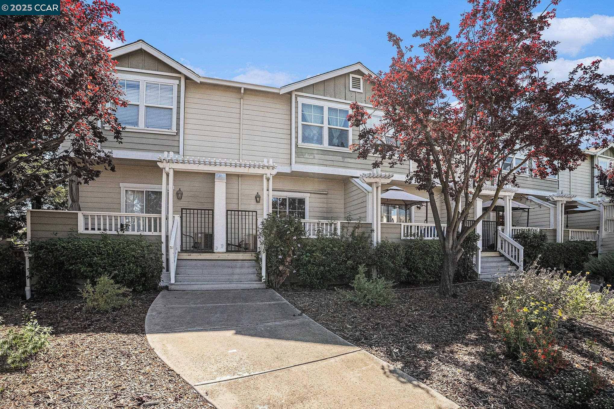 Martinez, CA 94553,2 Ashford Pl