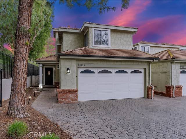 Agoura Hills, CA 91301,29729 Strawberry Hill DR