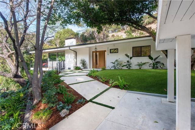 Sherman Oaks, CA 91423,3920 Weslin AVE