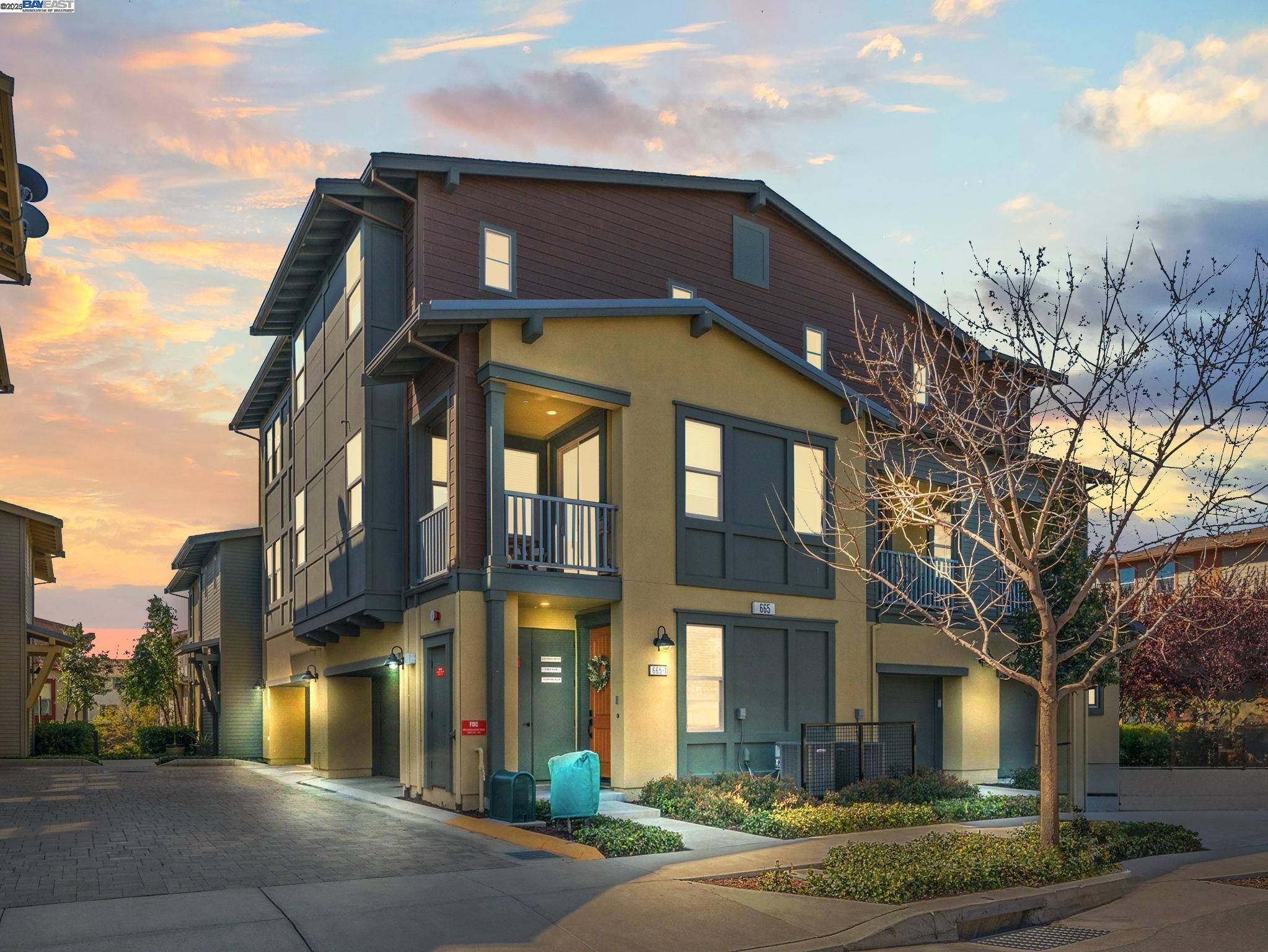 Livermore, CA 94551,665 Sandalwood 1