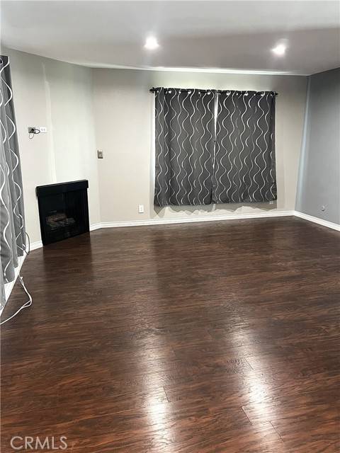 Inglewood, CA 90302,338 W Plymouth ST C