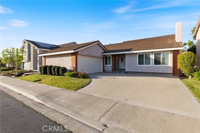 Irvine, CA 92604,38 Deerwood E