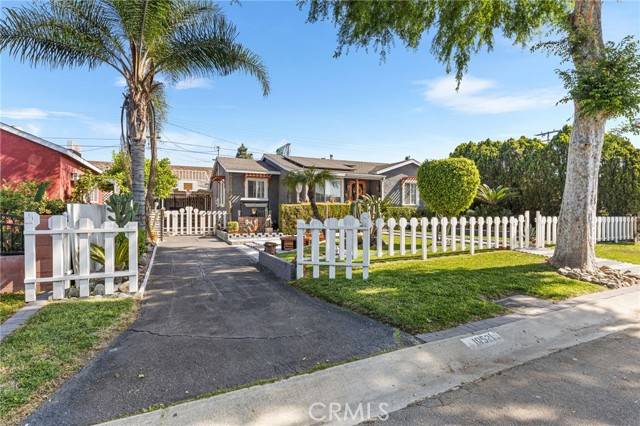 El Monte, CA 91733,10521 Asher ST