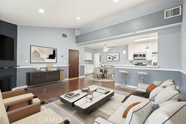 Encino, CA 91316,5500 Lindley AVE 209