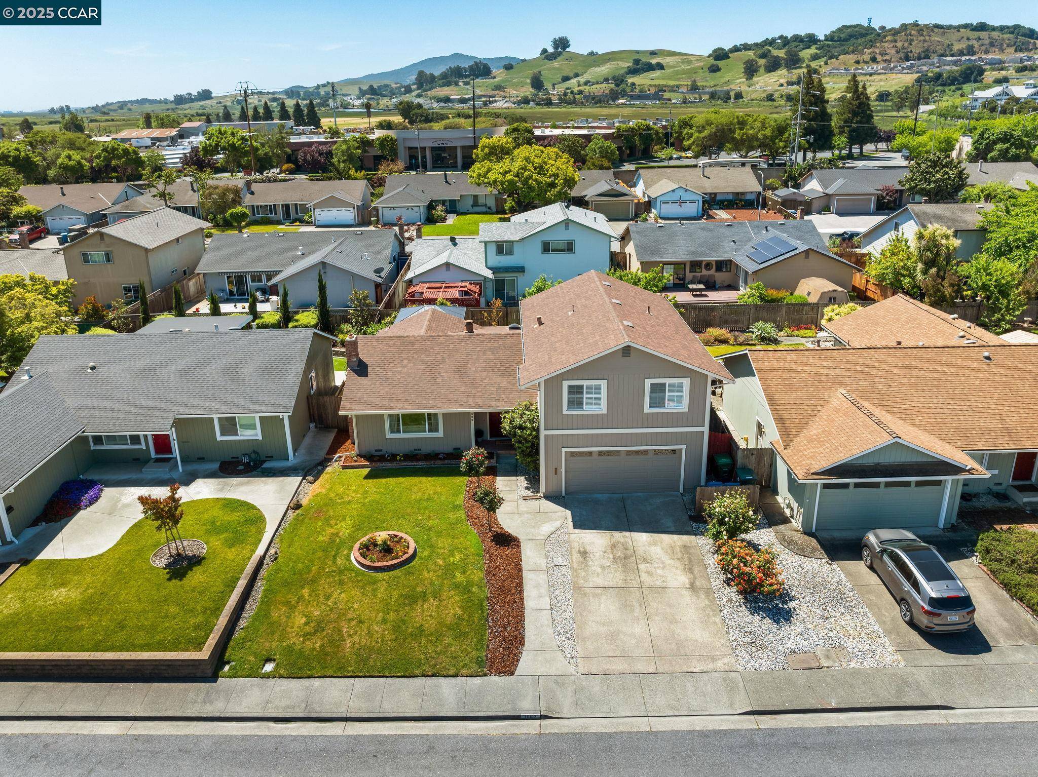 Petaluma, CA 94954,1062 Santa Clara Ln.