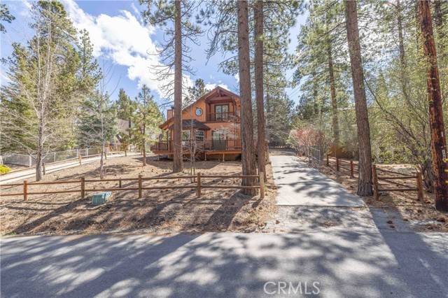 Big Bear Lake, CA 92315,455 Fox DR