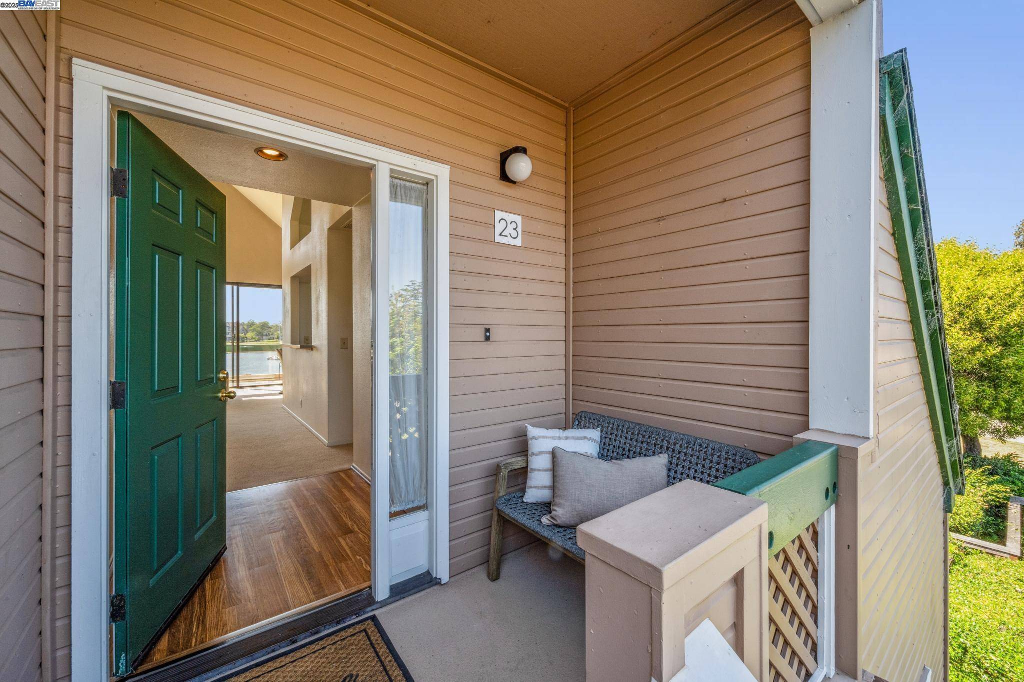 Alameda, CA 94501,23 Kingsbury Ct