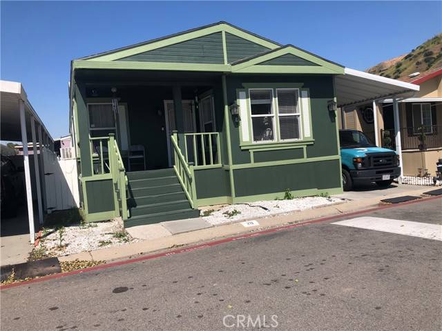 Corona, CA 92878,4901 Green River RD 20