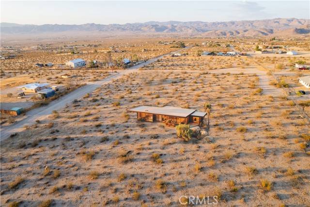 Joshua Tree, CA 92252,61800 Belmont ST