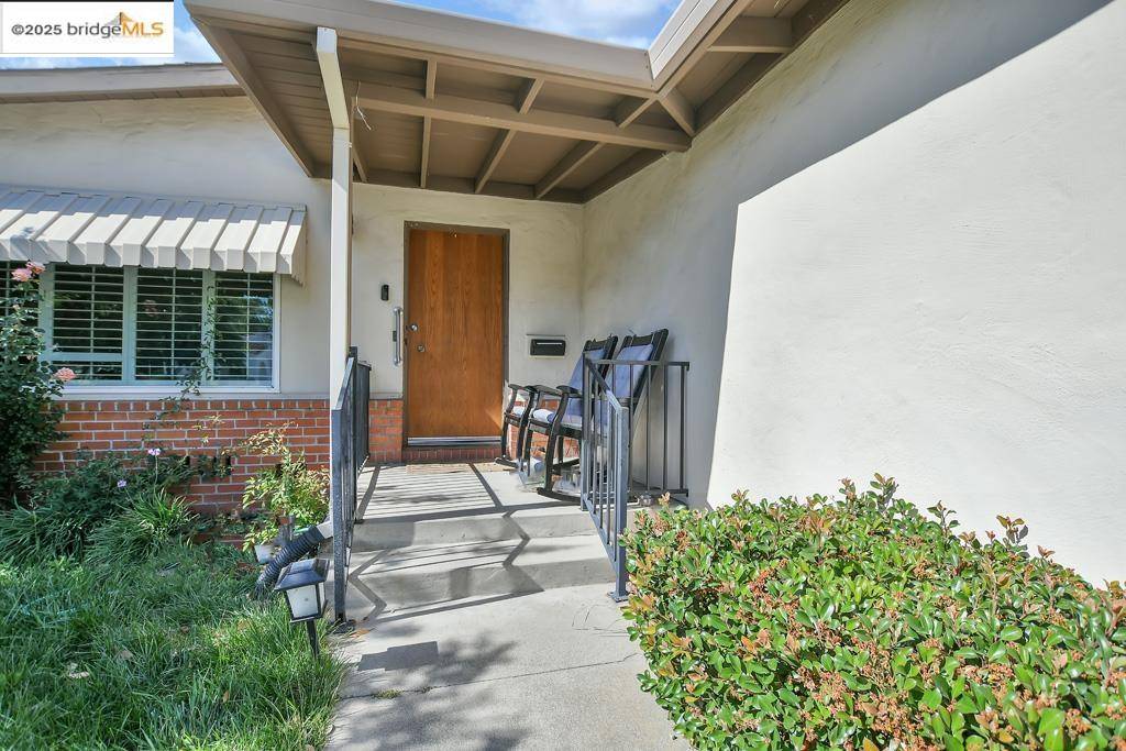 Antioch, CA 94509,114 W 8Th St