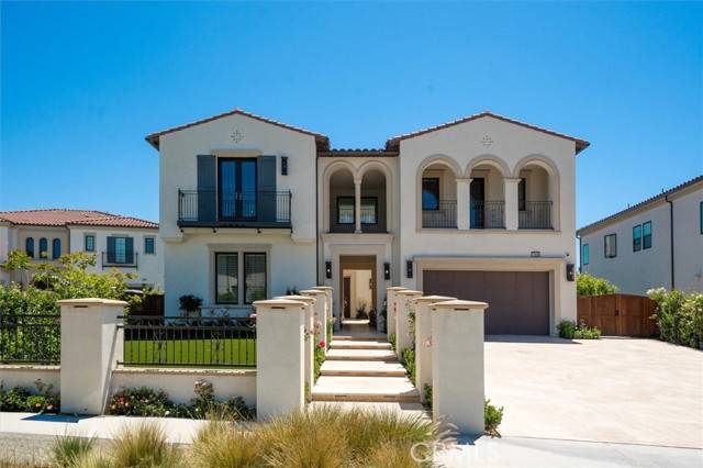 Chatsworth, CA 91311,11040 Sweetwater CT